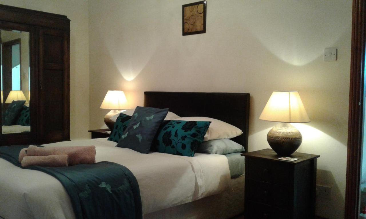 Woodpeckers Cottage B&B Pett Buitenkant foto